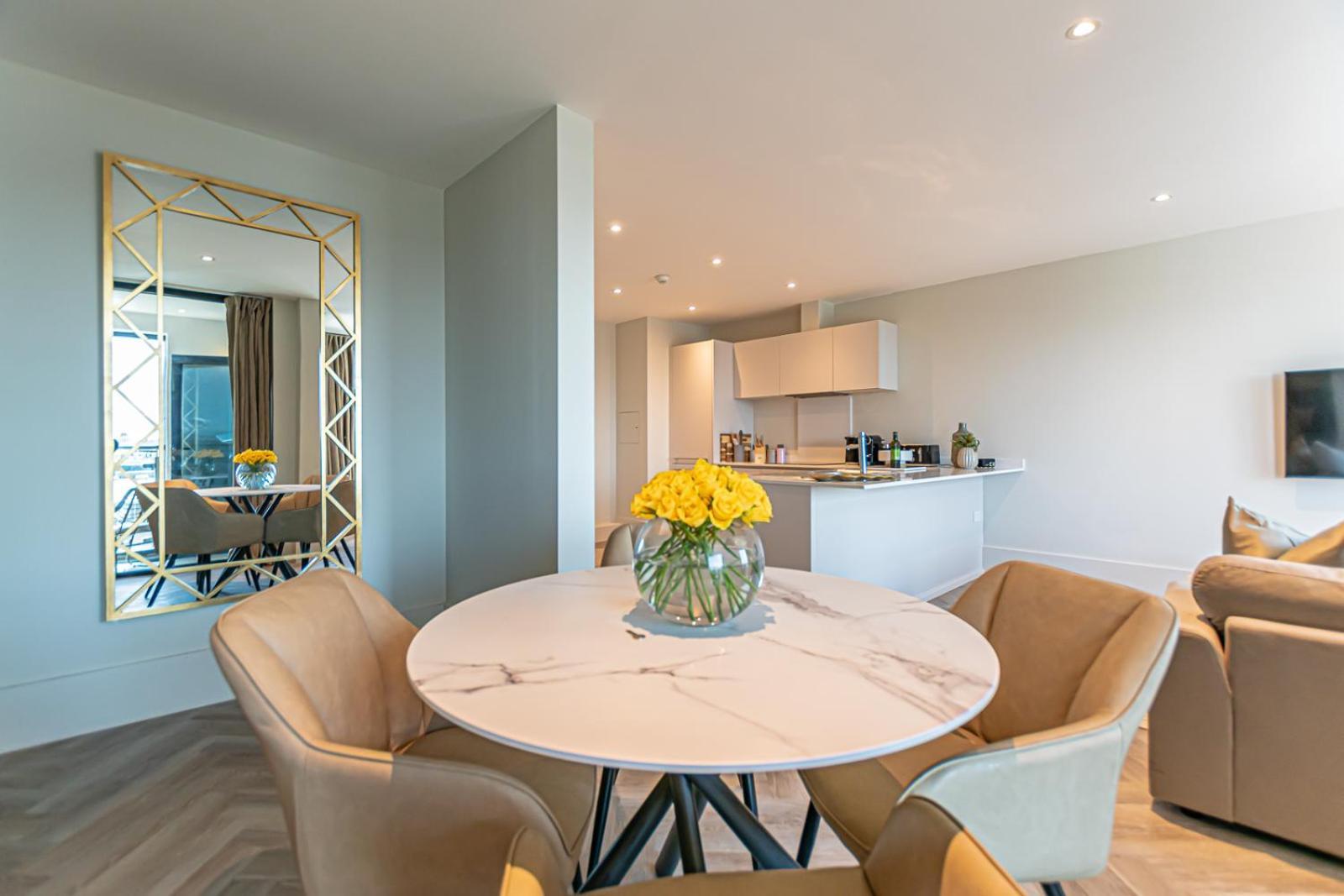 Novu Apartments Liverpool Waterfront エクステリア 写真